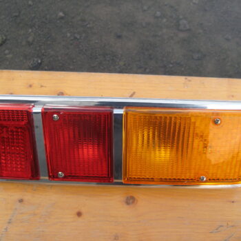 Schlußleuchte komplett rechts ohne Rückfahrlicht