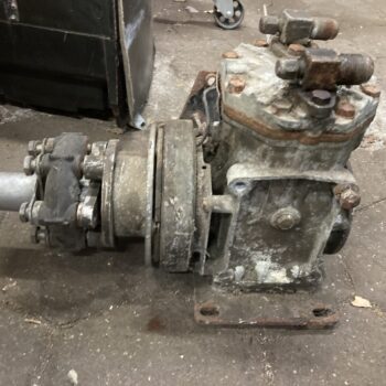 Klimaanlage Kompressor York komplett für Bastler ( Gebrauchtteil)